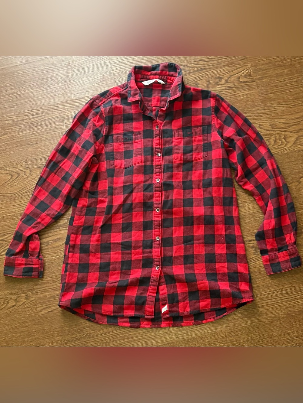 Woolrich women’s size small red & black buffalo plaid button up top